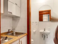 Недвижимость Коммерческое пространство: 8
