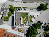 Недвижимость Трёхкомнатная квартира в центре: 12
