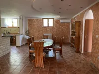 Недвижимость Трёхкомнатная квартира у моря: 6