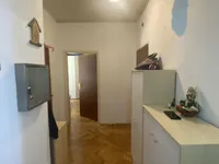 Недвижимость Четырёхкомнатная квартира в Изоле: 3