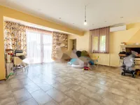 Недвижимость Дом, Корте: 9