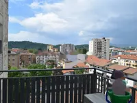 Недвижимость Трехкомнатная квартира в Центре: 10