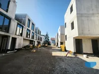 Недвижимость Дом с террасой Новый Лайбах Щишка 4: 1