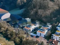 Недвижимость Трехкомнатная квартира в центре: 2