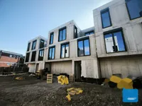 Недвижимость Дом с террасой Новый Любляна Шишка Объект 6: 4