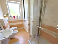 Недвижимость Двухкомнатная квартира в Коломбане: 11