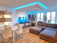 Недвижимость Двухкомнатная квартира Коломбан: 4