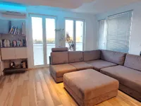 Недвижимость Двухкомнатная квартира Коломбан: 5