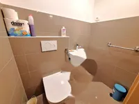 Недвижимость Двухкомнатная квартира Коломбан: 19