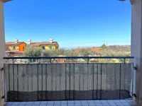 Недвижимость Двухкомнатная квартира Коломбан: 22