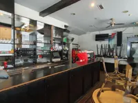 Недвижимость Коммерческое помещение: 11