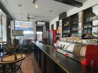 Недвижимость Коммерческое помещение: 12