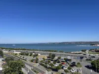 Недвижимость 3-комнатная квартира у моря: 4