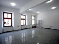 Недвижимость Коммерческое помещение в центре: 6