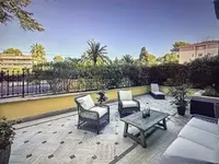 Недвижимость Property Type: Villa  
Location: Cannes, Californie  

Villa Californie: 12