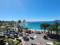 Недвижимость Property Cannes Centreville: 2