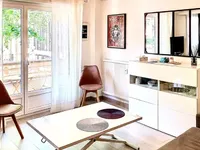 Недвижимость Villa Petit Juas: 1