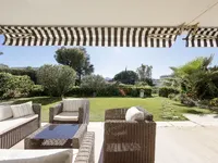 Недвижимость Villa Croix des Gardes: 1