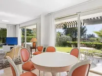 Недвижимость Villa Croix des Gardes: 8