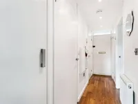 Недвижимость Hanbury Street: 5