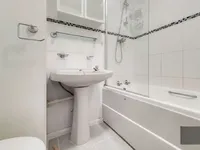 Недвижимость Kennington Road: 11