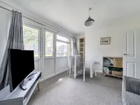 Недвижимость Lowth Road: 3