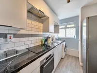 Недвижимость Lowth Road: 11