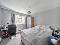 Недвижимость Lowth Road: 12