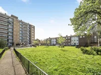 Недвижимость Lowth Road: 18