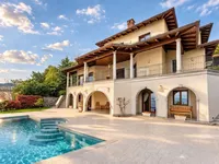 Недвижимость Семейный Дом в Ичичи: 1