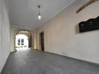 Недвижимость Двухкомнатная в центре города: 4