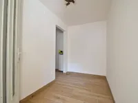 Недвижимость Двухкомнатная в центре города: 7