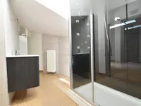 Недвижимость Двухкомнатная в центре города: 14