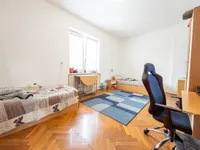 Недвижимость Квартира 2,5 комнаты в Бежиграде: 3