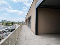 Недвижимость Двухкомнатная квартира в Бежиграде: 1