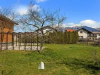 Недвижимость Дом в начале Бледа: 25