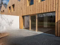 Недвижимость Дом с террасой в Бледе: 4