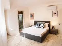 Недвижимость St. Julians Retreat: 2