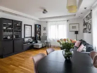 Недвижимость Квартира в центре с паркингом: 4