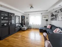 Недвижимость Квартира в центре с паркингом: 5