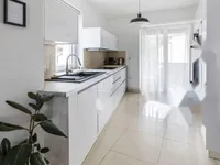 Недвижимость Квартира в центре с паркингом: 12