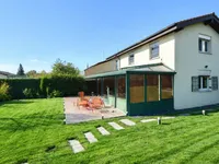 Недвижимость Single house 6 rooms: 1