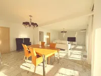 Недвижимость Villa Petit Juas: 2
