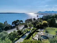 Недвижимость Villa Croix des Gardes: 1