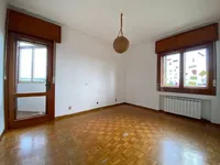 Недвижимость Трехкомнатная квартира, Центральный район, Гориция: 8