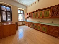 Недвижимость Квартира на ул. Карло Фаветти: 16