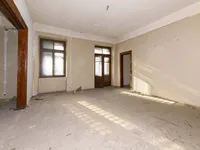 Недвижимость Квартира на улице Семинария: 10