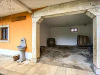 Недвижимость Дом, Брестовица при Комне, у границы с Италией: 11