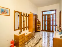 Недвижимость Дом, Брестовица при Комне, у границы с Италией: 13