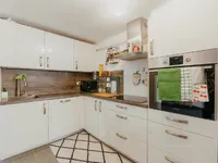 Недвижимость Четырехкомнатная квартира: 6